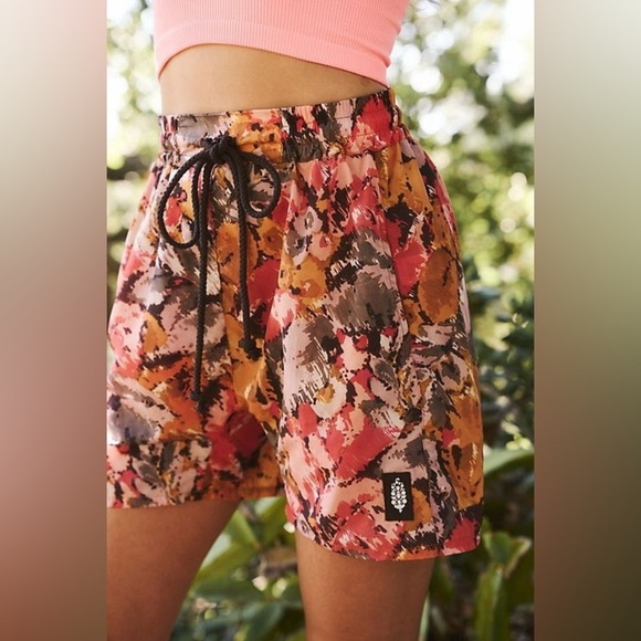 Free People Pants - Free People Switchback Shorts NWOT 
Size Small